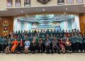 Wakil Bupati Murung Raya, Rahmanto Muhidin, bersama para peserta dalam Lomba Masak Serba Ikan di GPU Tira Tangka Balang, Kamis (16/10/2025).