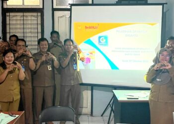 Pelatihan Operator Aplikasi DIGANTA yang dilaksanakan di Aula Diskominfosanti Barito Timur, Senin (27/10/2025). (FOTO: DISKOMINFOSANTIK BARTIM)