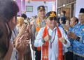 Gubernur Kalimantan Tengah H. Agustiar Sabran memotivasi para siswa di Sekolah Khusus (SKH) Tamiang Layang, Barito Timur, Senin (17/11/2025).