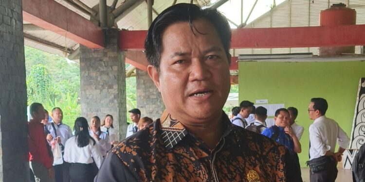 Ketua Komisi II DPRD Murung Raya Bebie.