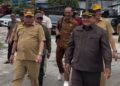 Ketua DPRD Kapuas, Ardiansah, bersama Bupati Kapuas HM. Wiyatno, dalam kunjungan kerja program pembangunan Tahun Anggaran 2025, belum lama ini. (FOTO: DOK.HUMAS)