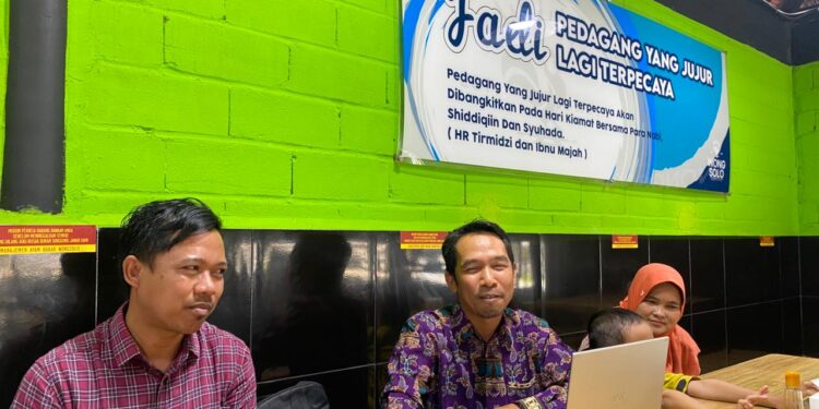 Nurhidayani (tengah) terpilih secara aklamasi sebagai Ketua PC IKA PMII Kabupaten Barito Timur periode 2025–2030 saat Muscab Perdana di Tamiang Layang. (IST)