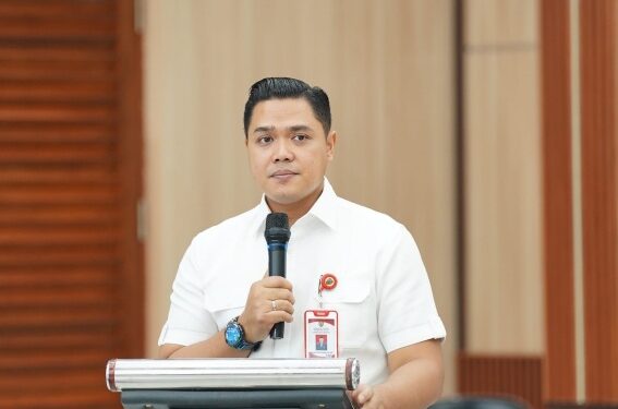 Plt Kepala Dinas Pendidikan Provinsi Kalimantan Tengah, Muhammad Reza Prabowo, ketika memberikan arahan dalam Rakor Pengawas 2026, Rabu (28/1/2026). (ist)