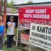 Personel Satresnarkoba dan Polsek Kapuas Timur, usai memasang spanduk himbauan, Jumat (6/2/2026).