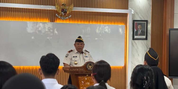 Kakanwil Ditjenpas I Putu Murdiana, ketika memberikan arahan. (Ist Humas)