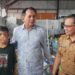 Bupati Bartim M.Yamin, bertemu dengan Ahmad Dani (15) pasien rujukan yang mendapat penanganan di RSUD Ulin Banjarmasin, Selasa (10/2/2026). (Ist Adc Bupati)