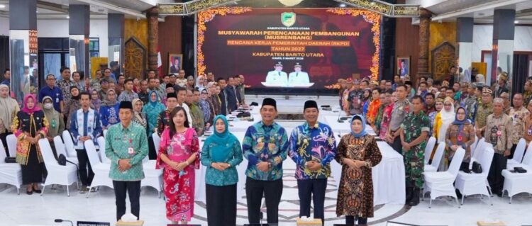 Bupati Barito Utara Shalahuddin dan Wabup Felix Sonadie Y. Tingan, usai mengikuti Musrenbang RKPD Tahun 2027, Kamis (5/3/2026).