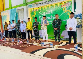 Bupati Bartim M. Yamin ketika Safari Ramadan di Masjid Nur Hikmah Desa Magantis Kecamatan Dusun Timur, Senin (9/3/2026).