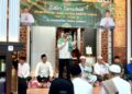 Bupati Barito Utara Shalahuddin, ketika menyampaikan sambutan dalam Safari Ramadan di Masjid Arafah, Kelurahan Lanjas.