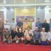 Jajaran PWI Murung Raya bersama Asisten III Setda, Andry Raya, pada kegiatan buka puasa bersama dan bakti sosial yang dilaksanakan di Aula Kantor PWI di Puruk Cahu, Selasa (17/3/2026).