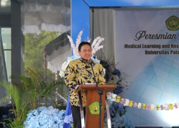 Wagub Kalteng Edy Pratowo, menyampaikan harapannya terhadap kemajuan pendidikan dunia kesehatan dengan Gedung Medical Learning and Research Center (MERC) Fakultas Kedokteran Universitas Palangka Raya yang baru diresmikan. (Ist)
