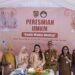 Plt. Sekda Leonard S. Ampung bersama Ketua DWP Kalteng Natalin Leonard S. Ampung saat peresmian Kantin Wanita Berdaya. (Ist)