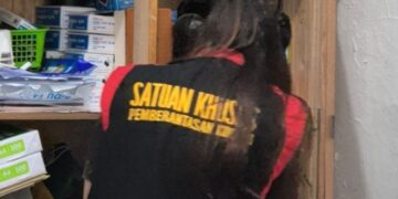 Penggeledahan yang berkangsung di Kantor KPU Kota Palangka Raya, Selasa (28/4/2026) sore. (Ist)