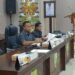 Ketua DPRD Bartim, Nursulistio, didampingi Waket Eskop, memimpin rapat kerja kerja, Senin (27/4/2026).