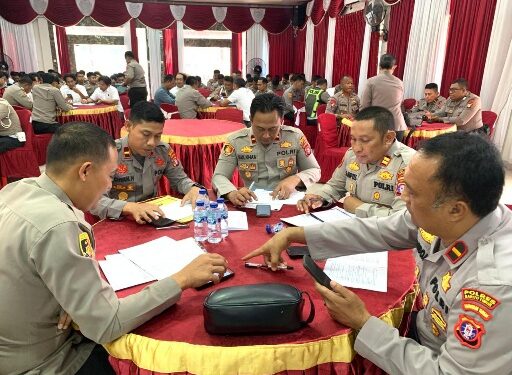 Jajaran Kapolsek di Polres Barito Timur yang turut mengikuti tes psikologi.