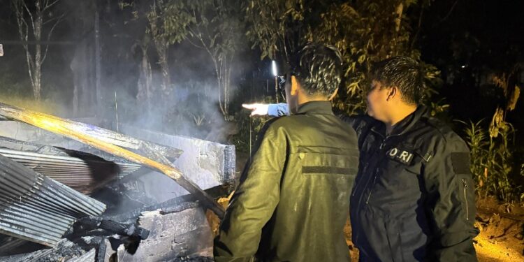 Kondisi rumah warga Desa Bamban usai dilahap api, Kamis (9/4/2026).