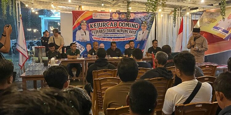 Kejurcab domino di Cafe Taruna Street Brew, Alun-alun Jorih Jerah Puruk Cahu, Jumat (10/4/2026) malam.