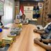 Karutan Agung Novarianto, memberikan arahan kepada petugas Satops Patnal, Senin (13/3/2026).