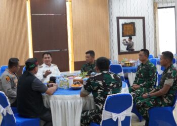 Bupati Bartim M.Yamin dan jajaran Forkopimda, bersama Kasrem 102/Panju Panjung, Kolonel Inf Jajang Kurniawan, Rabu (15/4/2026).