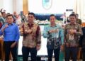 Bupati Barito Utara, Shalahuddin, didampingi Sekda Muhlis, usai rakor bersama jajaran RSUD Muara Teweh, Selasa (21/4/2026).