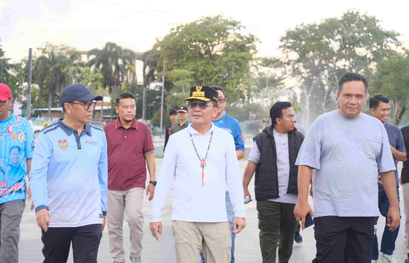 Gubernur Kalteng, Agustiar Sabran, olahraga bersama jajaran awak media di Kalimantan Tengah, Sabtu (31/1/2026).