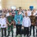 Staf Ahli Gubernur Bidang Pemerintahan, Hukum dan Politik, Darliansjah, berpose bersama peserta usai kegiatan, Jumat (10/4/2026). (Ist)