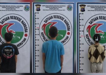 Ketiga tersangka yang diamankan.