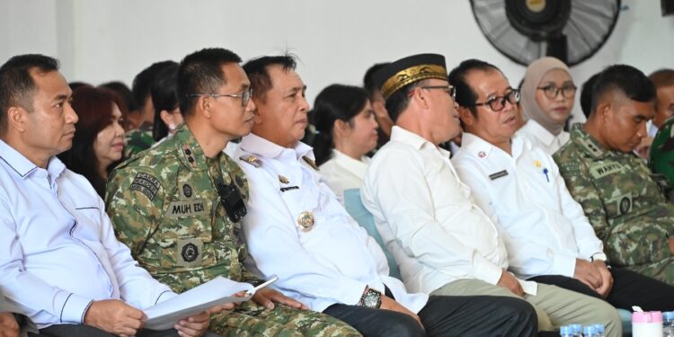 Bupati Bartim M. Yamin, beserta unsur Forkopimda dalam gelaran peresmian KDMP, Sabtu (16/5/2026).