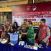 Kapolres Kapuas AKBP Gede Eka Yudharma, memimpin pemusnahan barang bukti sabu, Jumat (1/5/2026).
