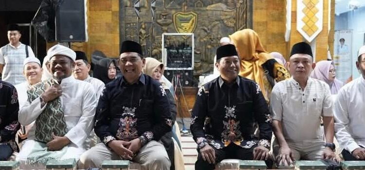Waket DPRD Barito Utara, Beni Siswanto, menghadiri pelepasan jemaah haji, Jumat (2/5/2026).