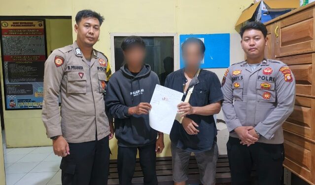 Jajaran Polsek Rajumpit memediasi kedua belah pihak yang terlibat kecelakaan lalu lintas, Senin (4/5/2026). (Ist)