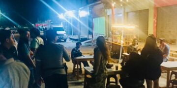 Suasana angkringan di Wilayah Mendawai yang sempat heboh karena adanya pria diduga ODGJ.