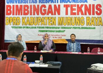 Waket I DPRD Murung Raya, Dina Maulidah, dalam kegiatan Bimtek yang diselenggarakan bekerjasama dengan Universitas Respati Indonesia di Jakarta.