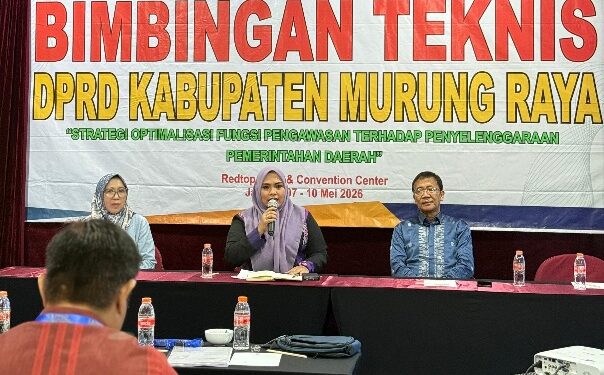 Waket I DPRD Murung Raya, Dina Maulidah, dalam kegiatan Bimtek yang diselenggarakan bekerjasama dengan Universitas Respati Indonesia di Jakarta.