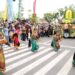 Penampilan peserta asal Kabupaten Barito Utara yang mengikuti Karnaval Budaya FBIM 2026, Minggu (17/5/2026).