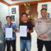Kapolsek Dusun Timur IPDA Sulkhan Sururi, bersama kedua Warga Desa Tampu Langit, yang melakukan klarifikasi lantaran diduga gunakan SKCK Palsu, Kamis (21/5/2026). (Ist)