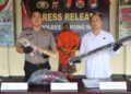 Kasat Reskrim Polres Gunung Mas, AKP Agung Wijaya Kusuma, didampingi PS Kasihumas IPDA Abner, saat konferensi pers dipimpin langsung oleh di halaman Mapolres setempat, Senin (25/5/2026). (Ist)