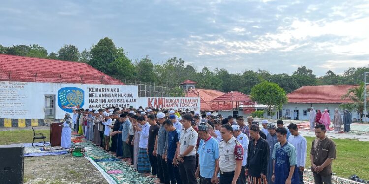 Pelakasanaan Salat Iduladha 1447 Hijiriah yang dilaksnakan jajaran Rutan Tamiang Layang bersama warga binaan, Rabu (27/5/2026).