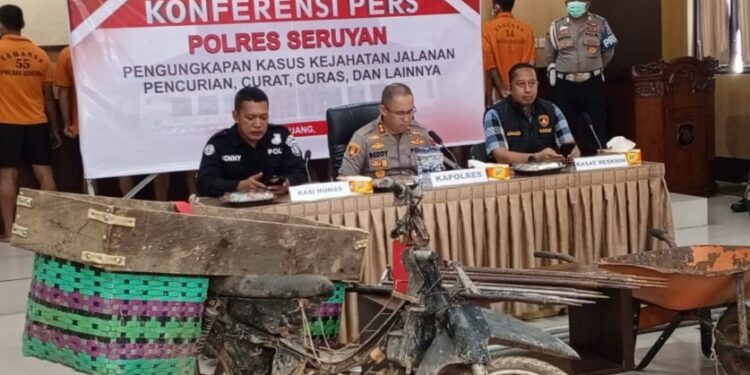 Kapolres Seruyan AKBP Beddy Suwendi, memimpin press release, Sabtu (30/5/2026). (Ist)