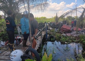 Rumah dan Gudang di Kelurahan Sebangau, yang sudah hangus terbakar, Sabtu (30/5/2026). (Ist)