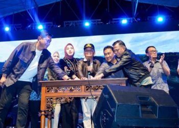 Gubernur Kalteng, Agustiar Sabran, dan Jajaran Forkopimda membuka RTH, Kanal Lapor Pak, QRIS Bank Kalteng. (Ist)