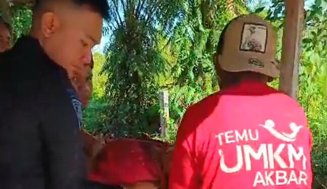 Tangkapan layar video yang memperlihatkan korban wanita yang tengah dievakuasi. (Ist)