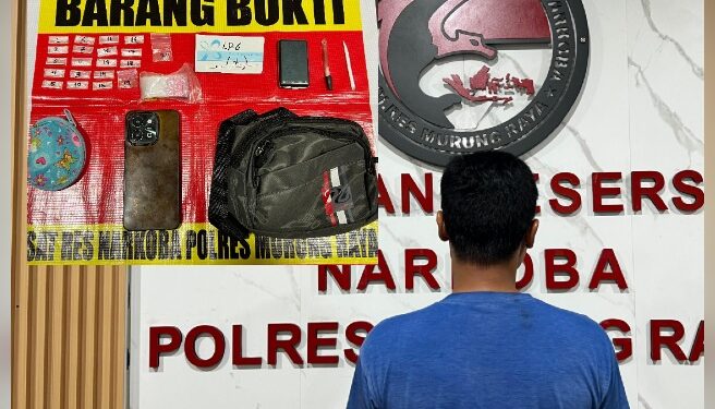 IAY alias Billy (36) diamankan bersama 20 paket sabu.