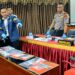 Waka Polres Bartim, Kompol Alexander F. Sitepu, dan Kasat Reskrim AKP Hengky Prasetyo menunjukkan barang bukti kendaraan hasil kejahatan, Senin (29/6/2026).