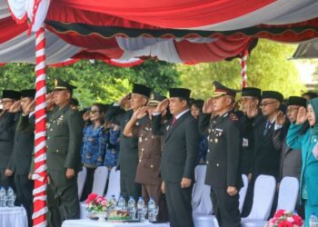 Pelaksanaan Upacara Hari Lahir Pancasila yang dilaksanakan di halaman Kantor Walikota Palangka Raya, Senin (1/6/2026).