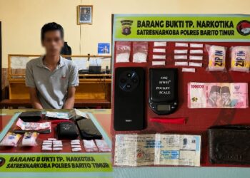 AJP (24), Warga Desa Bamban, Kecamatan Benua Lima, yang diamankan beserta barang bukti.