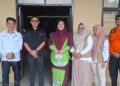 Wakil Ketua I DPRD Murung Raya, Dina Maulidah (tengah), meninjau kesiapan fasilitas yang akan digunakan pada gelaran MTQ Korpri ke-VIII Tingkat Provinsi Kalteng di Murung Raya, Senin (8/6/2026).