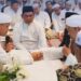 Bupati Barito Utara H. Shalahuddin, menjadi saksi sekaligus menyaksikan akad nikah pengantin di Masjid Raya, Rabu (10/6/2026).