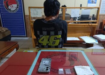 AF alias Ebeng (35) dan barang bukti.