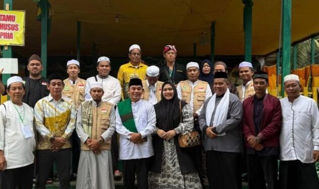 Wakil Ketua I DPRD Murung Raya, Dina Maulidah, ketika menghadiri peringatan Tahun Baru Islam 1 Muharram 1448 Hijriah yang digelar di Cagar Budaya Wisata Religi Baras Kuning, Desa Datah Kotou, Kecamatan Tanah Siang Selatan, Selasa (16/6/2026).